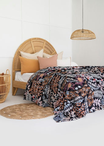 Kantha, Black garden