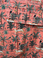 Kantha, Salmon Safari