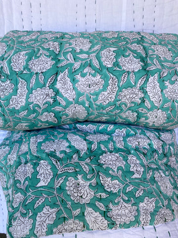 Padded cotton quilt