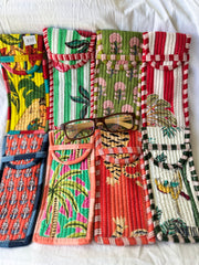 Reading glasses case - Printed & quilted