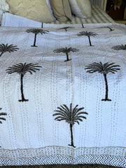 Kantha, Grey palm tree