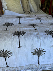 Kantha, Grey palm tree